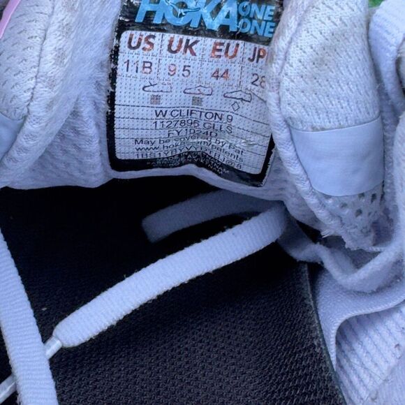 HOKA ONE ONE CLIFTON 9 - Women’s Running Shoes - SIZE 11B - Picture 10 of 10